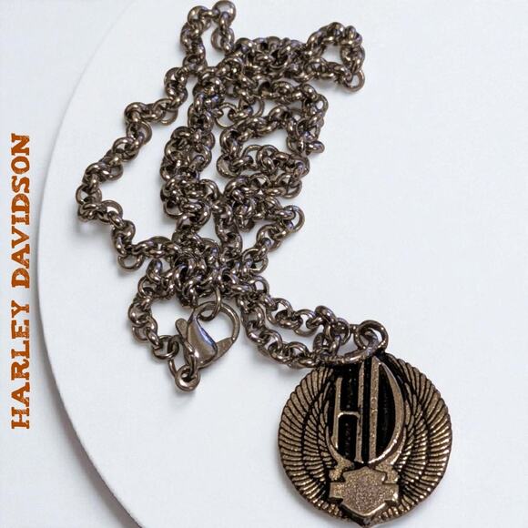HARLEY DAVIDSON MOTORCYCLES Pendant Necklace HD Bar & Shield Wings Rolo Chain - Picture 2 of 7